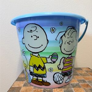 Peanuts Character Easter Bucket